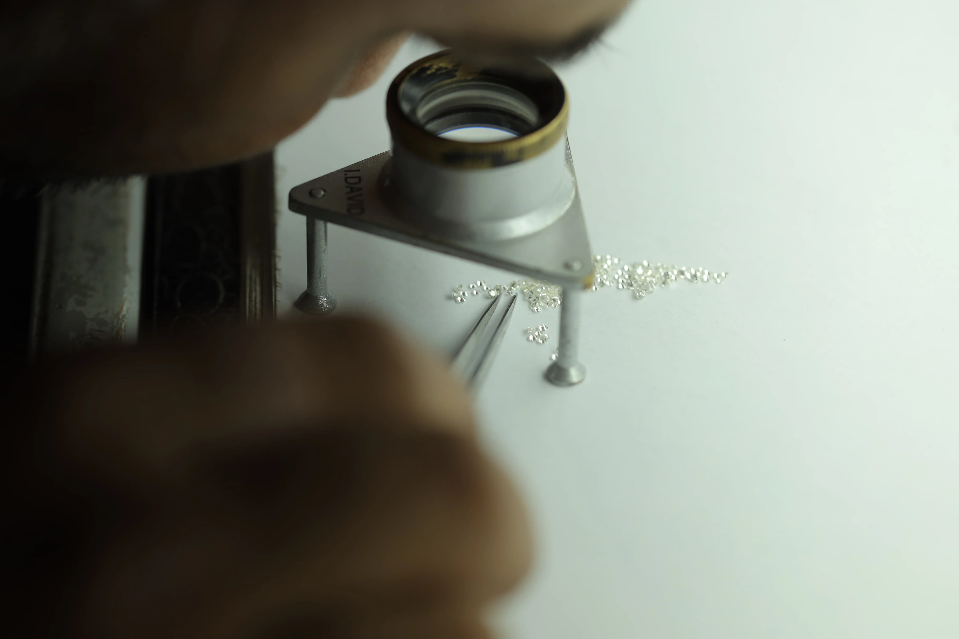 Diamond quality grading and assortment